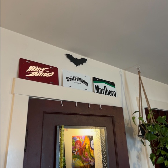 Decorative Marlboro Plate - Picture 2 of 5